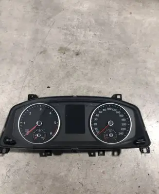 Volkswagen Transporter - Caravelle T6 Speedometer (instrument cluster) 7E0920870S