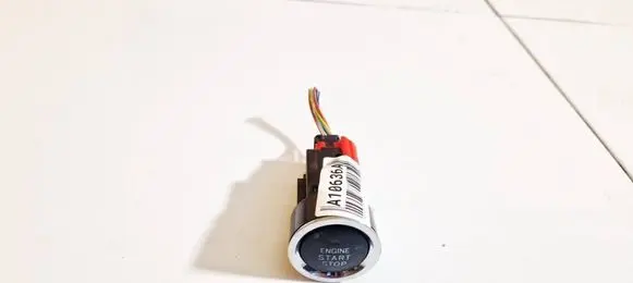 Toyota Auris 150 Engine start stop button switch 15a854