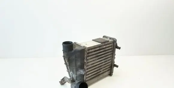 Audi A4 S4 B7 8E 8H Intercooler radiator 8E0145805R
