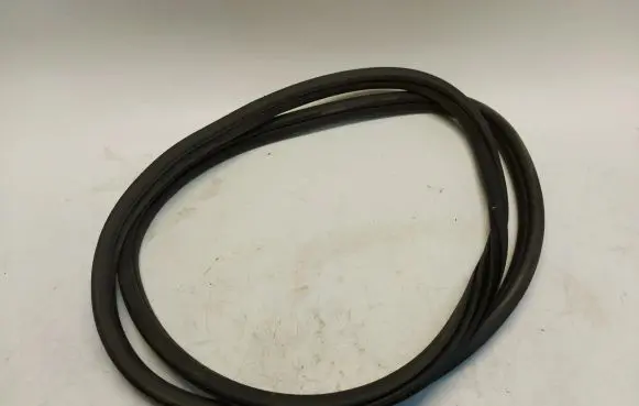 BMW 1 F40 Sliding door rubber seal f40usz75275