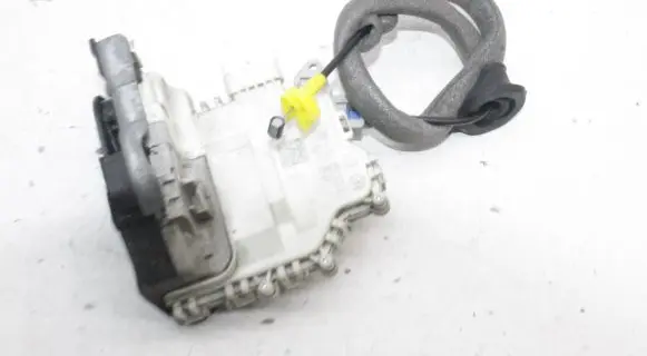Audi Q3 8U Coupe door lock (next to the handle) 8J2837015E
