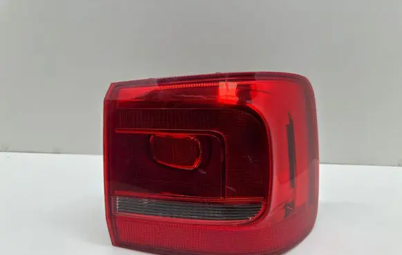 Volkswagen Touran II Rear/tail lights