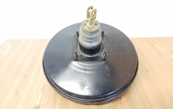 Nissan Note (E11) Brake booster 8200123845 46007AX602