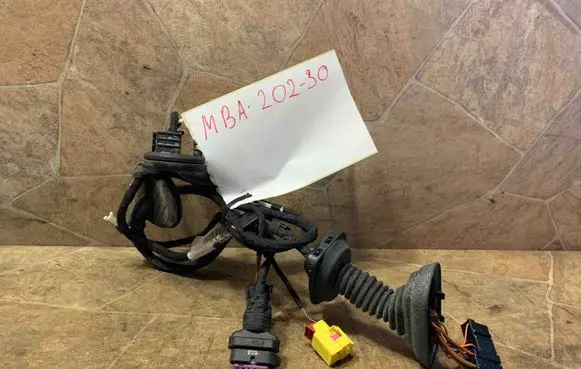 Audi TT TTS Mk2 Front door wiring loom 8J0971030AB