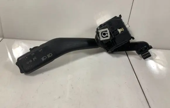 Audi A4 S4 B7 8E 8H Indicator stalk 1K0953513A