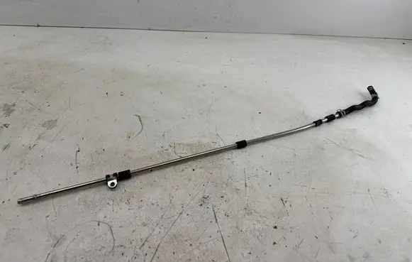 Volkswagen Golf VIII Coolant pipe/hose 