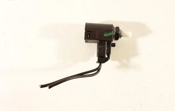Clutch pedal sensor