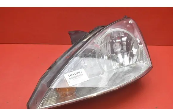 Ford Focus C-MAX Headlight/headlamp 2M51-13W030-BE