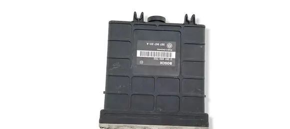 Volkswagen PASSAT B4 Engine control unit/module 357907311A 0261200752