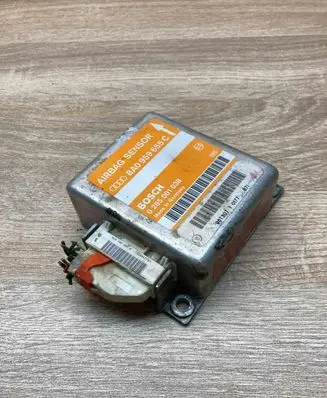 Audi A4 S4 B5 8D Airbag control unit/module 8A0959655C 0285001038 WITHPLUG