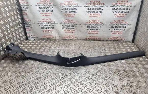 Volkswagen PASSAT B7 Front sill trim cover 3C0853369