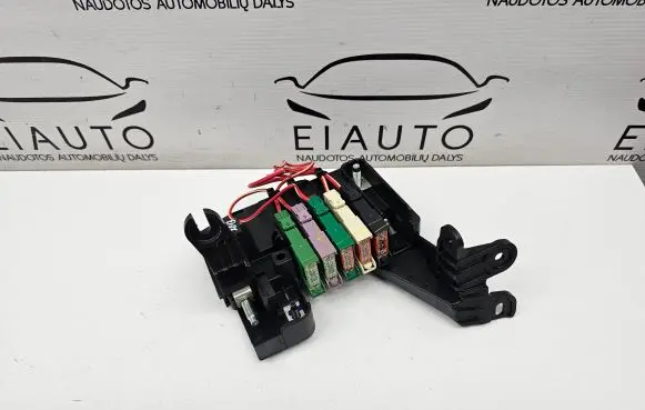 Mercedes-Benz GL X166 Fuse module A1665402150 YAP3240211 1391926801