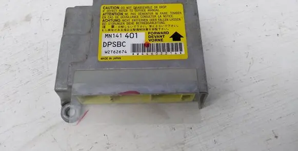 Mitsubishi Grandis Airbag control unit/module MN141401 W2T62674