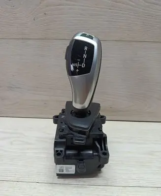BMW 1 F20 F21 Gear shifter/selector 9291517 90358122171146 1009932800