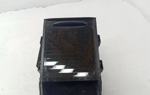 Mercedes-Benz CLS C219 Glove box central console A2196800750
