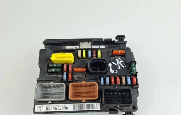 Citroen C3 BSM Control unit 9667199780