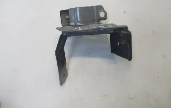 Renault Megane III Fender mounting bracket 63140-JY00A
