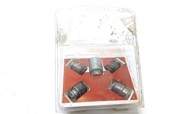 KIA Sportage Nuts/bolts 66490ADE50