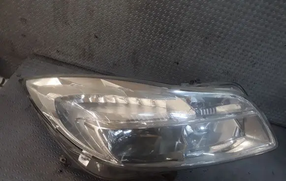 Opel Insignia A Headlight/headlamp 22831927