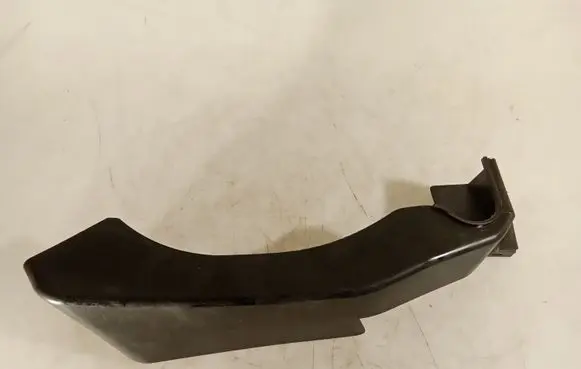 Engine bonnet/hood lock trim molding