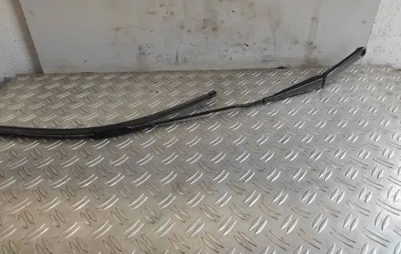Audi A4 S4 B8 8K Windshield/front glass wiper blade 