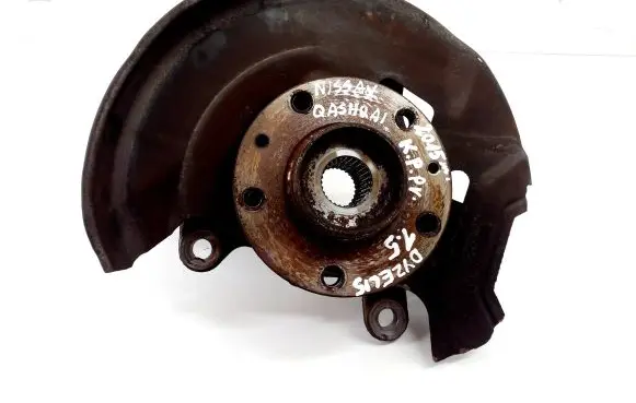 Nissan Qashqai Front wheel hub