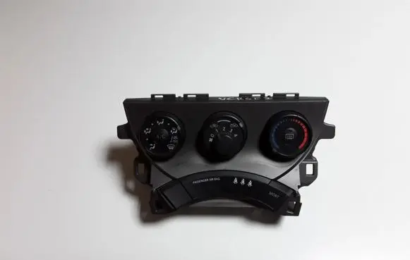 Toyota Verso-S Air conditioner control unit module 8395052200