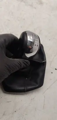 Skoda Octavia Mk2 (1Z) Gear shifter/selector 