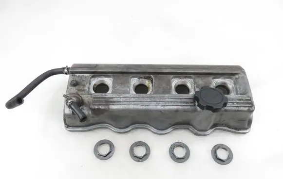 Toyota RAV 4 (XA10) Rocker cam cover 