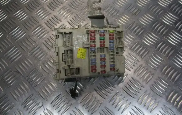 Nissan Almera Tino Fuse box set 24350-BU210