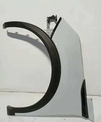 Peugeot 2008 II Fender K1E2W345