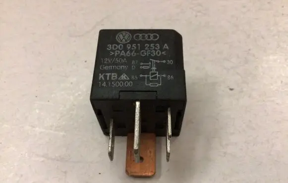 Audi A3 S3 8P Other relay 3D0951253A