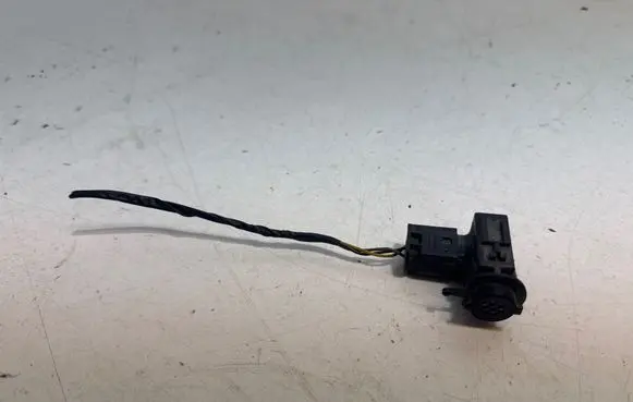 BMW 5 E60 E61 Air quality sensor 9136607