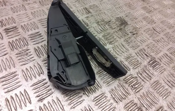 BMW X2 F39 Accelerator throttle pedal 21490710
