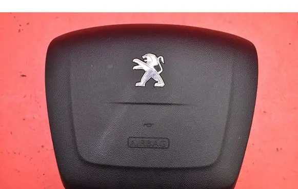 Steering wheel airbag
