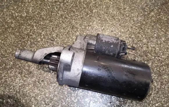 Audi A6 S6 C5 4B Starter motor 0001109021