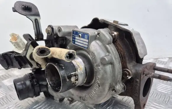 Mercedes-Benz C W205 Turbo 70060094 821067824 118607H821067824