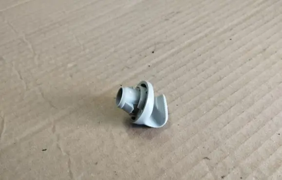 Sun visor clip/hook/bracket