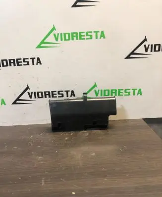 Volvo S60 Fuse box cover 31314894