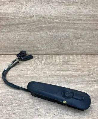 Opel Omega B2 Electric window control switch 4670602 46723