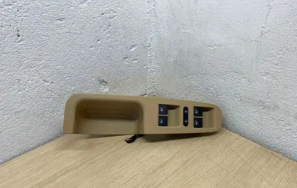 Volkswagen Touareg I Electric window control switch 7L6959857E 7L6867157E