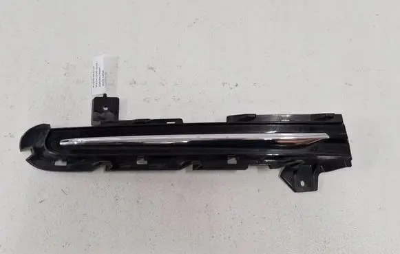 Volvo V40 Front bumper splitter molding 31347043