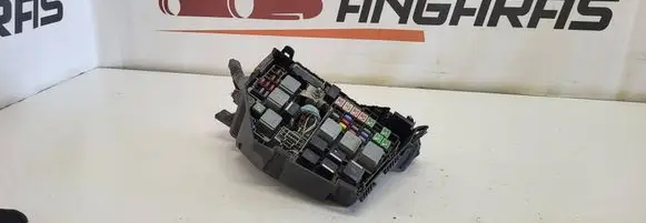 Ford Mondeo MK IV Fuse box set 6G9T14A067A V002239 28042008