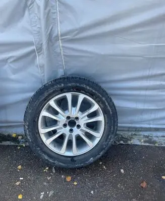 Volvo XC60 R18 summer tire 