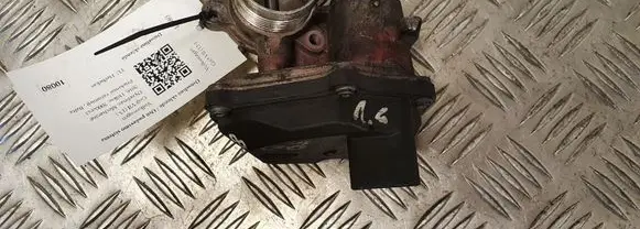 Volkswagen Golf VII Throttle valve 04L131501