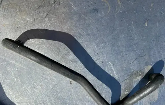 Renault Zoe Engine coolant pipe/hose 215015831r