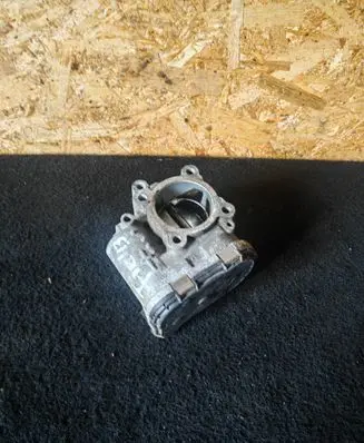 Ford Fiesta Throttle body valve 8A6G9F991AC