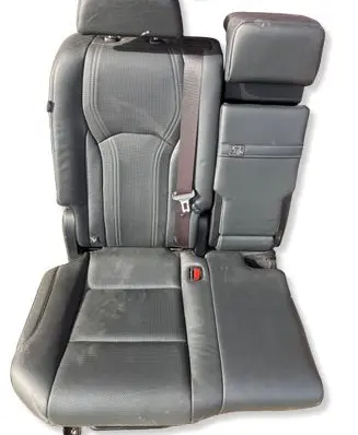 Lexus RX 450H Rear seat