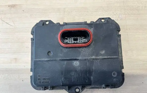 Jaguar XE Xenon control unit/module 5DF011818 5DF01181845 300676961