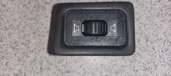 BMW 5 E34 Other switches/knobs/shifts 65121379048